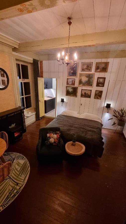 Suite In Prachtige Groningse Boerderij Uit 1856 Schildwolde Esterno foto